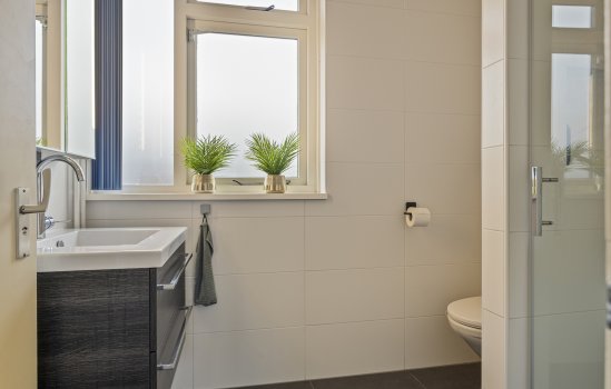 Lange Akker 38, Uithuizermeeden