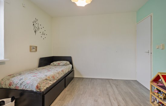 Lange Akker 38, Uithuizermeeden