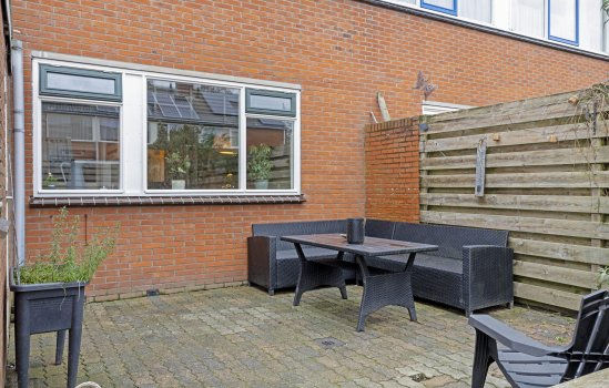 Lange Akker 38, Uithuizermeeden