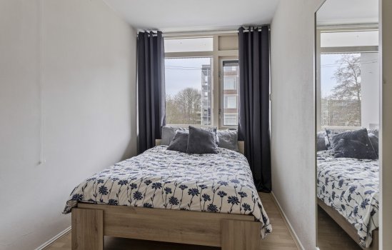 Plutolaan 76, Groningen