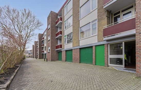 Plutolaan 76, Groningen