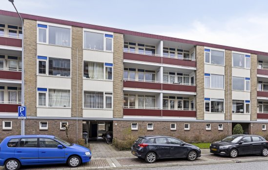 Plutolaan 76, Groningen