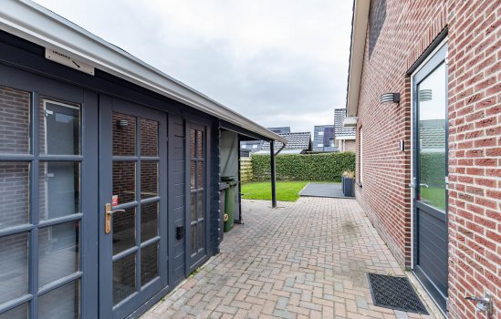 Menkarstraat 31, Zuidhorn
