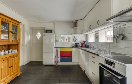 Oosterstraat 20, Sauwerd