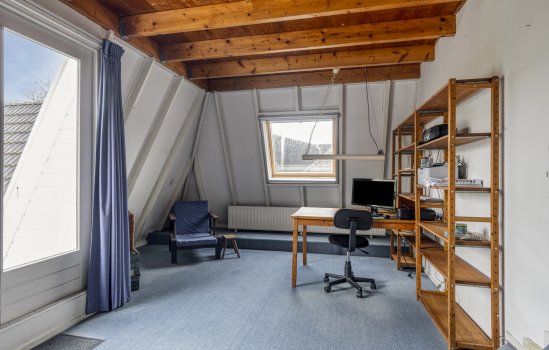 Oosterstraat 20, Sauwerd