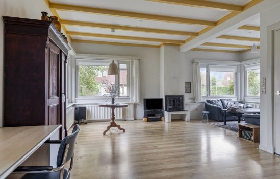 Oosterstraat 20, Sauwerd