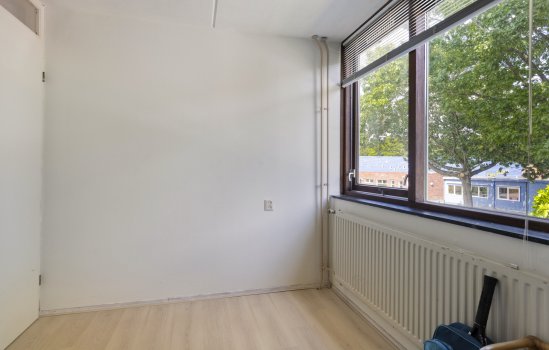 Brink 28, Veendam