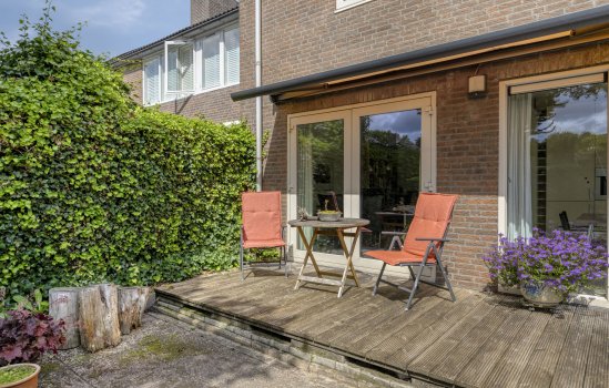 Brink 28, Veendam