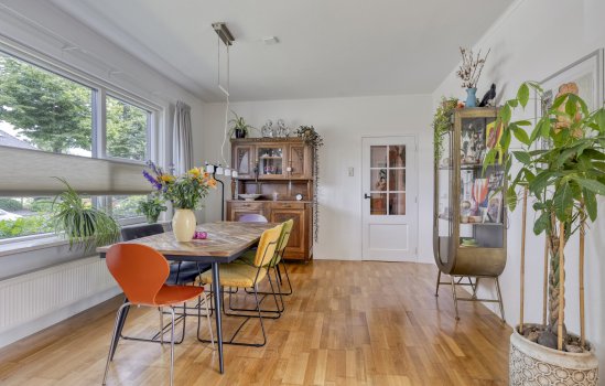 Julianalaan 12, Veendam