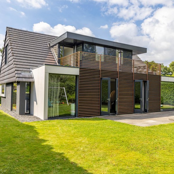 Briklaan 4, LEEK
