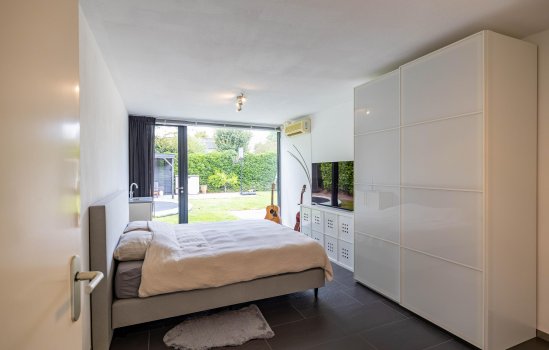 Briklaan 4, LEEK