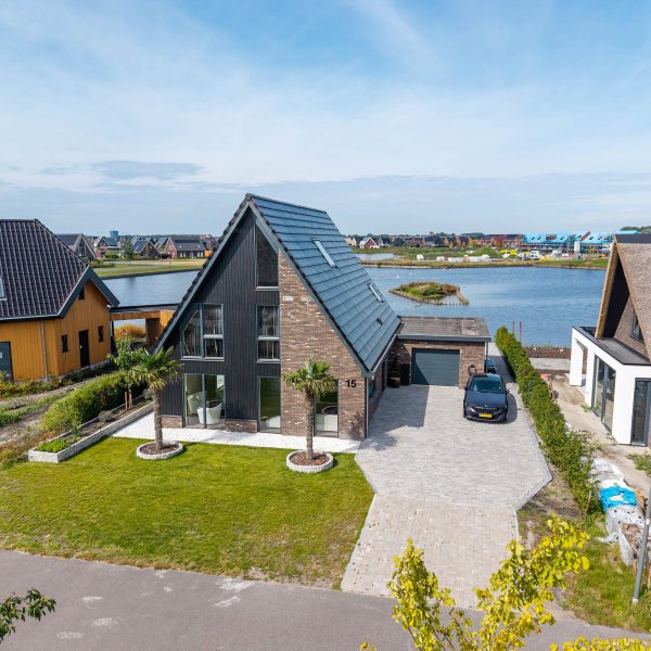 Zalmschouw 15, MEERSTAD