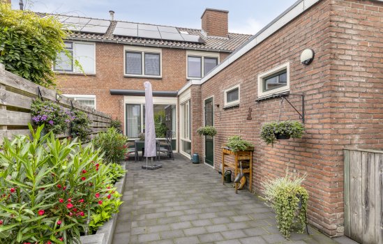 Grote Vaartlaan 15, Veendam