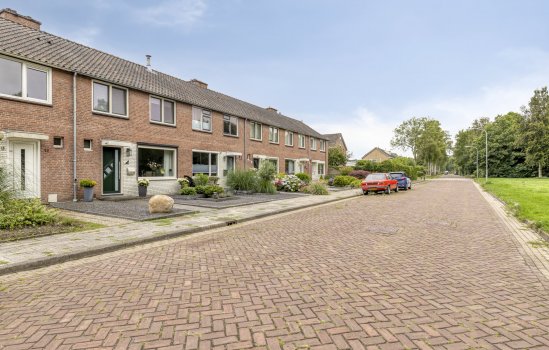 Grote Vaartlaan 15, Veendam