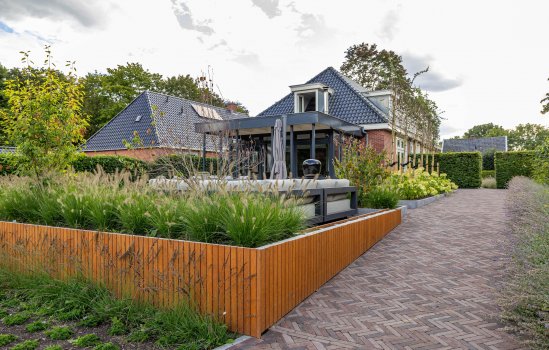 Hoofdweg 11, ZEEGSE