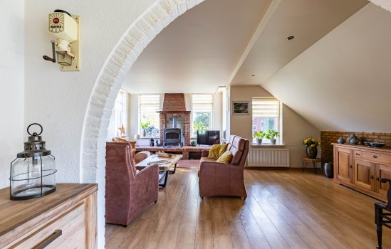 Hoofdweg 24, Scharmer