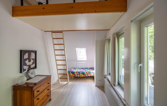 Tynaarlosestraat 68, VRIES