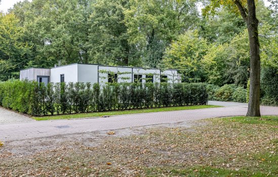 Julianalaan 100, ZUIDLAREN