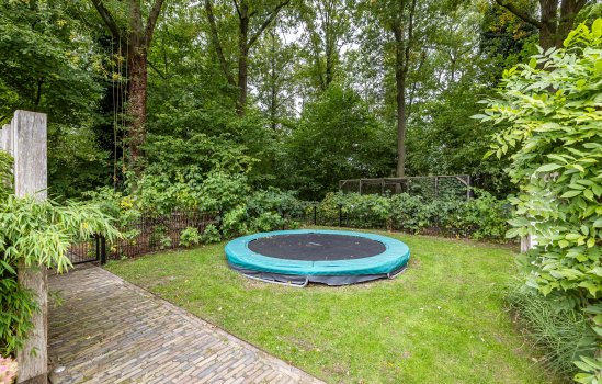 Julianalaan 100, ZUIDLAREN