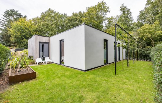 Julianalaan 100, ZUIDLAREN