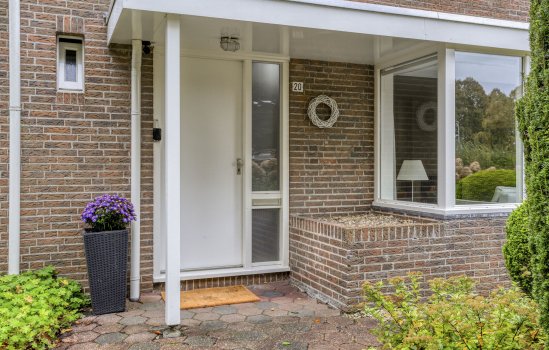 Brink 20, Veendam