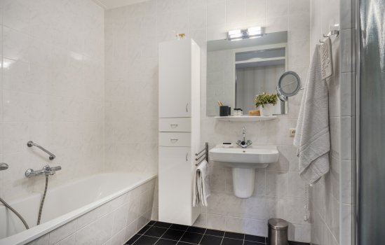 Rijksstraatweg 197-a, HAREN GN