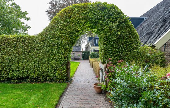 Brinkstraat 1, VRIES