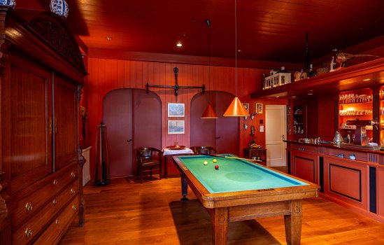 Brinkstraat 1, VRIES