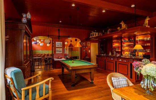 Brinkstraat 1, VRIES