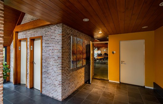 Brinkstraat 1, VRIES