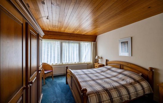 Brinkstraat 1, VRIES