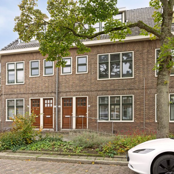 Koninginnelaan 52, Groningen