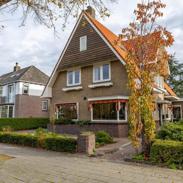 Burgemeester Bartelsstr 9, HOOGEZAND