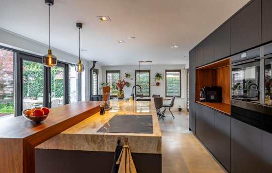 Burgemeester Bartelsstr 9, HOOGEZAND