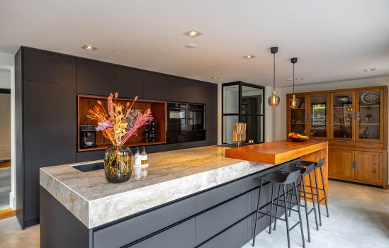 Burgemeester Bartelsstr 9, HOOGEZAND