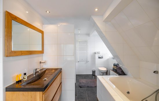 Burgemeester Bartelsstr 9, HOOGEZAND