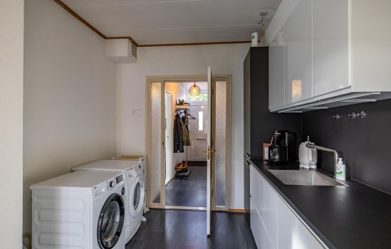 Grachtwal 1, HAREN GN