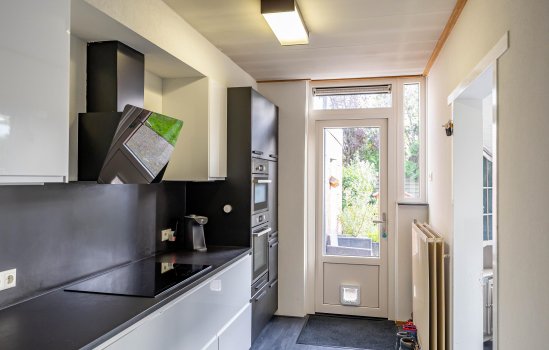 Grachtwal 1, HAREN GN