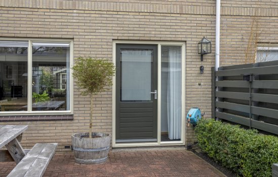 Elshof 42, Veendam