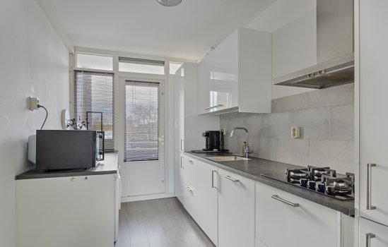 Plutolaan 148, Groningen