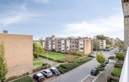 Plutolaan 148, Groningen