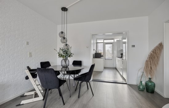 Plutolaan 148, Groningen