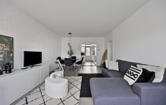 Plutolaan 148, Groningen