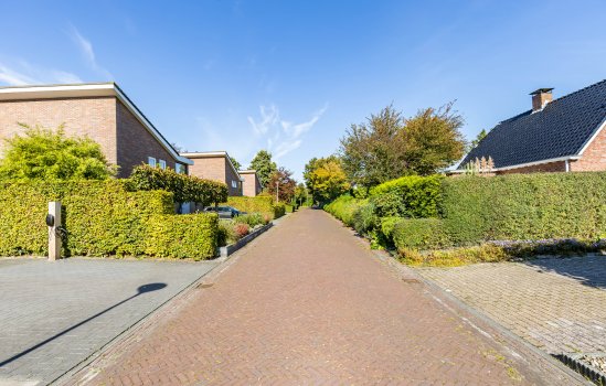 Pastorietuin 4, Harkstede