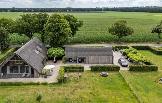 Minister Cremerstraat 10, ZEIJEN