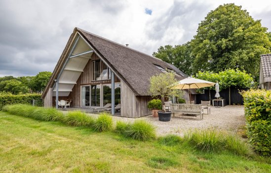 Minister Cremerstraat 10, ZEIJEN