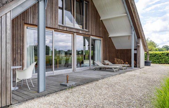 Minister Cremerstraat 10, ZEIJEN