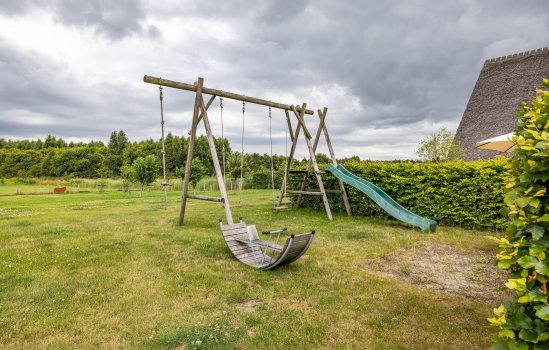 Minister Cremerstraat 10, ZEIJEN