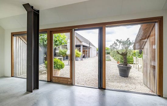 Minister Cremerstraat 10, ZEIJEN