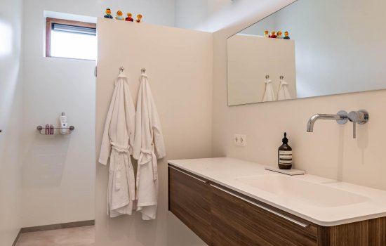 Minister Cremerstraat 10, ZEIJEN